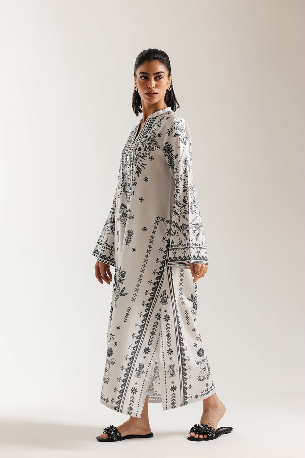 Ivory pine One-Piece Kaftan